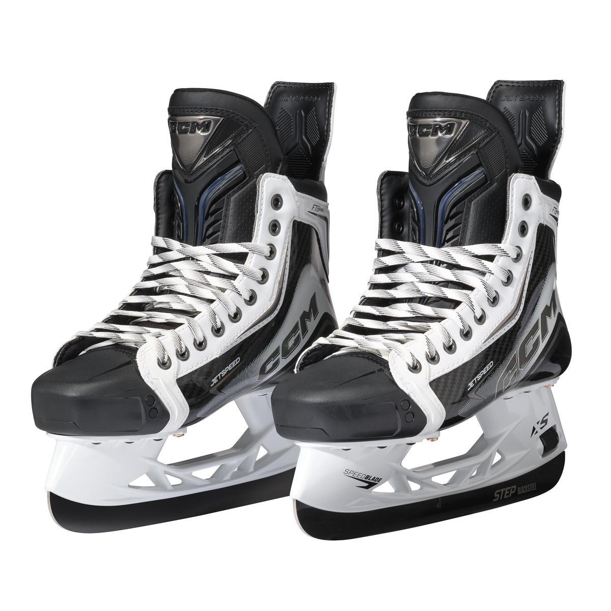 CCM S25 JETSPEED FT8 PRO SENIOR PLAYER SKATE - WHITE